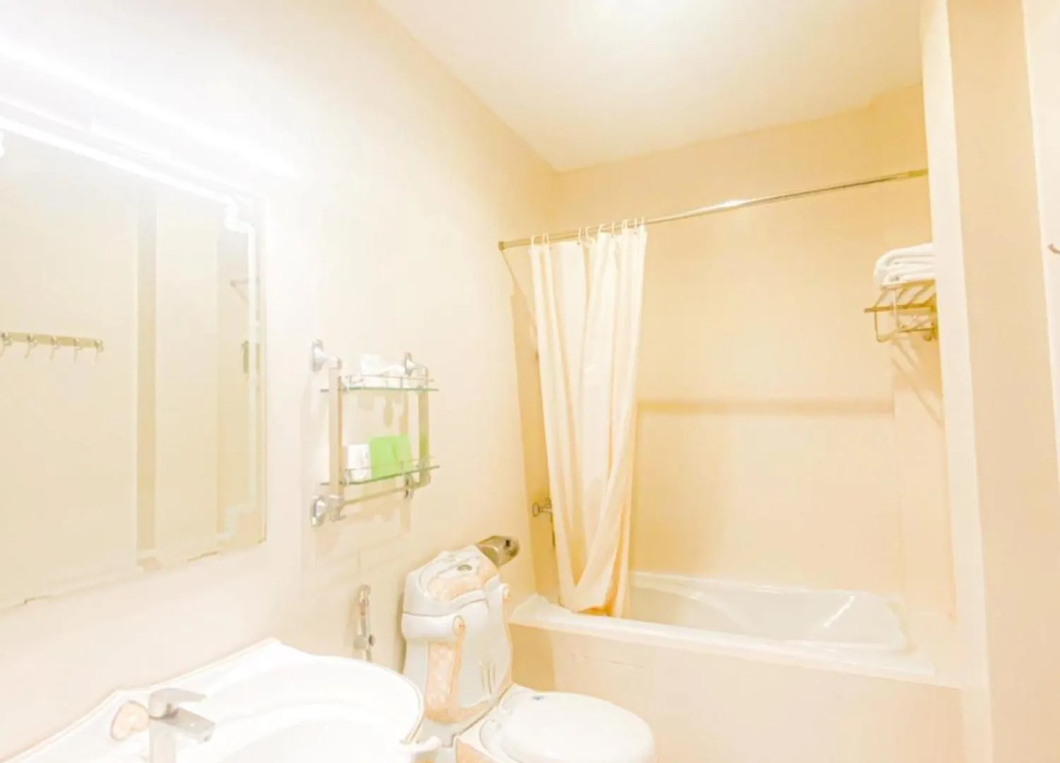 Hoang Le Hotel Ho Chi Minh